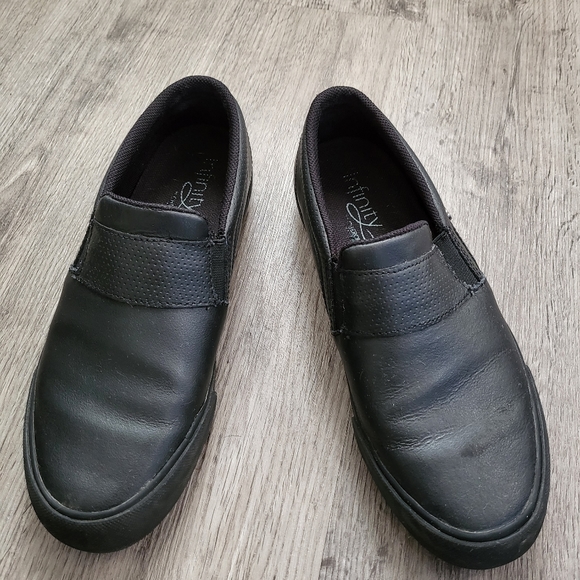 Infinity by Cherokee slip on shoes - Picture 5 of 6